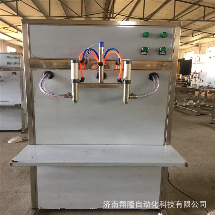 廠家直銷(xiāo) 液體灌裝機(jī) 自動(dòng)灌裝機(jī) 定量灌裝機(jī)