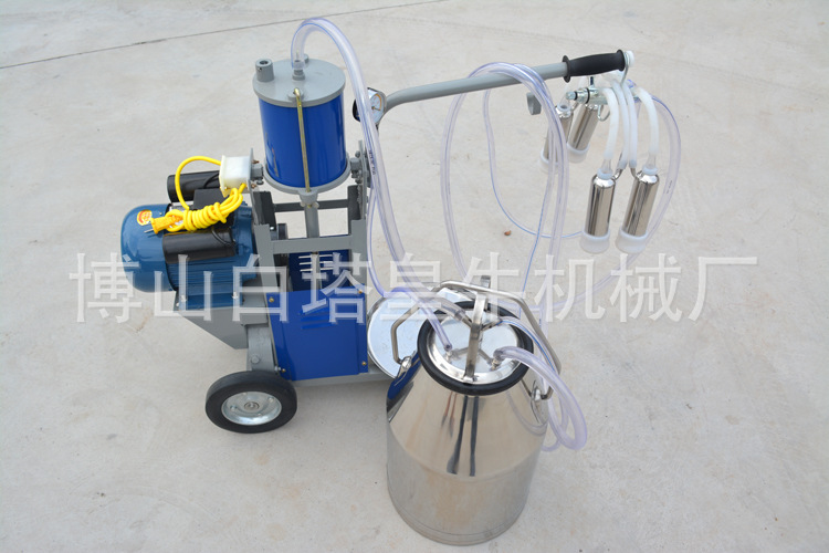 擠奶機(jī)