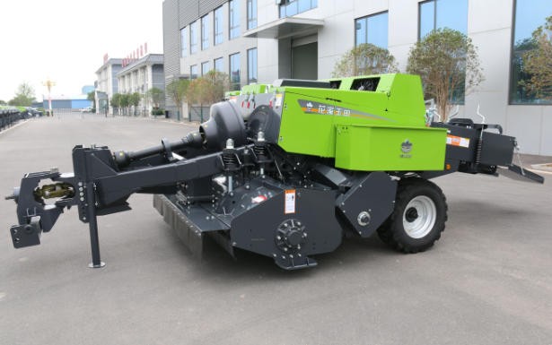9YF-2.4D型雙倉方捆打捆機(jī)（2025款）